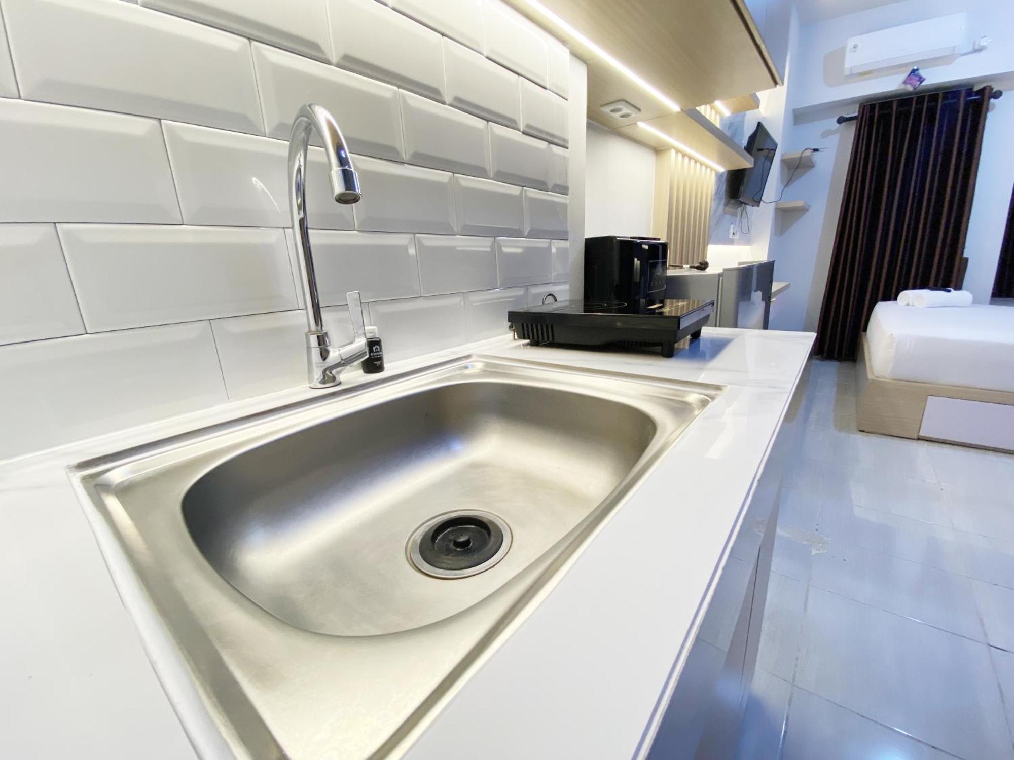 Fancy And At The Alton By Travelio Apartemen Semarang